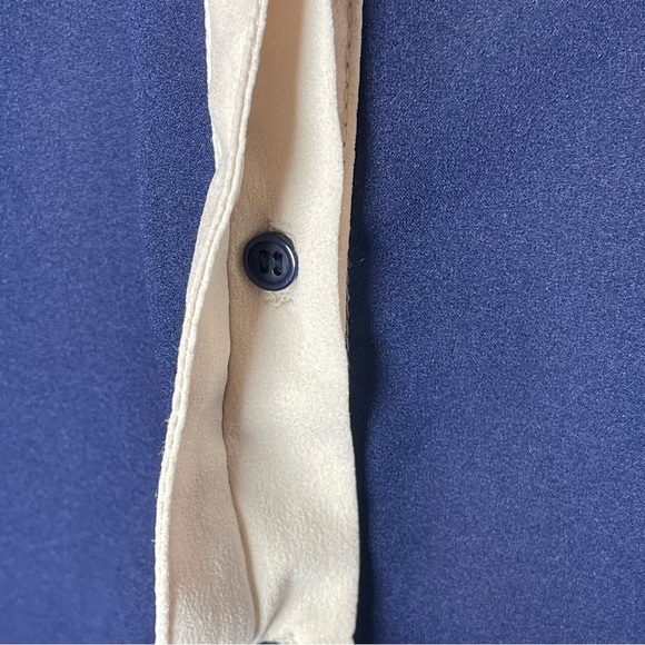 Olive & Oak Sleeveless Hidden Placket Button down Blouse - Picture 7 of 10